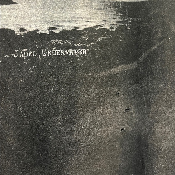 EUC Jared Underwater Isolated Island long sleeve T-shirt size Large - Picture 7 of 10